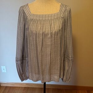 LC Lauren Conrad Blue and White Patterned Blouse